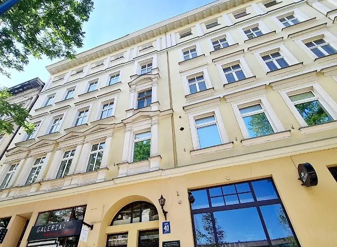 Aleja Wojska Polskiego 40